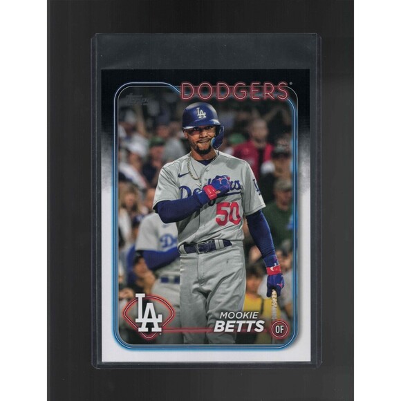 Mookie Betts SP 2024 Topps Flagship Collection #OTB-13 Oversized Dodgers - Picture 1 of 6